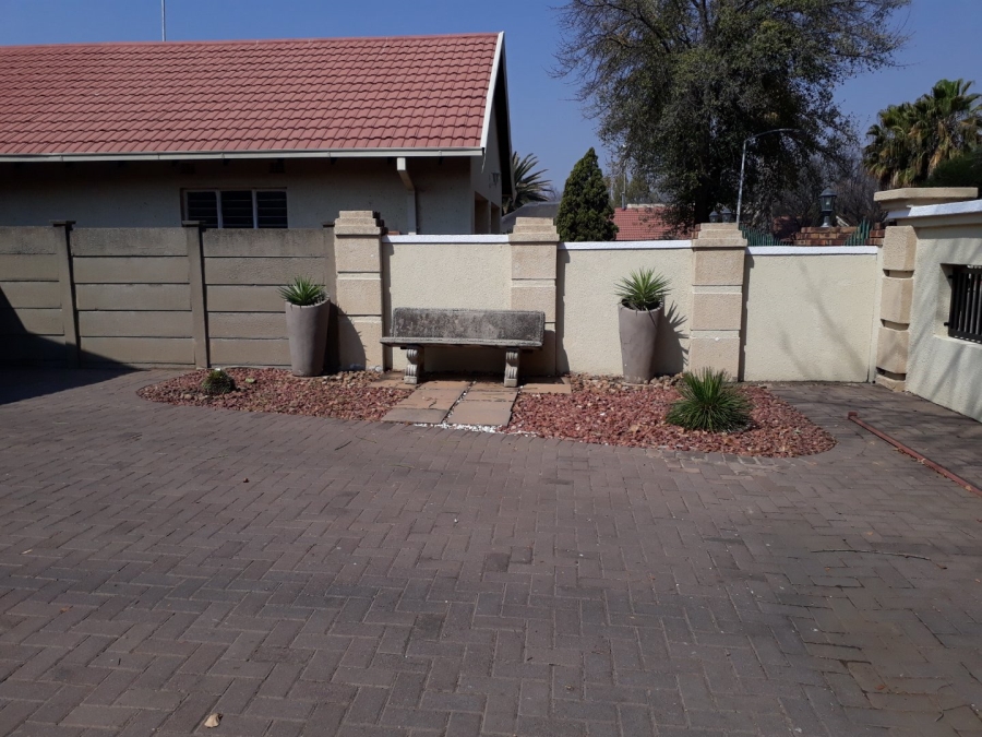 5 Bedroom Property for Sale in Sasolburg Ext 11 Free State